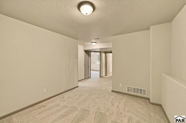 2308 Crestwood Ln, Pueblo, CO 81008