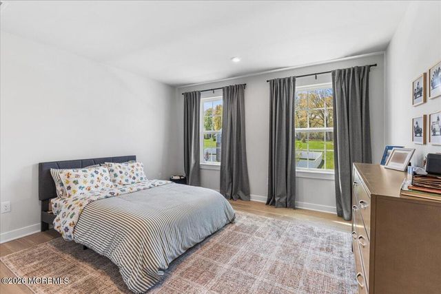 3 Annapolis Street, Farmingdale, NJ 07727