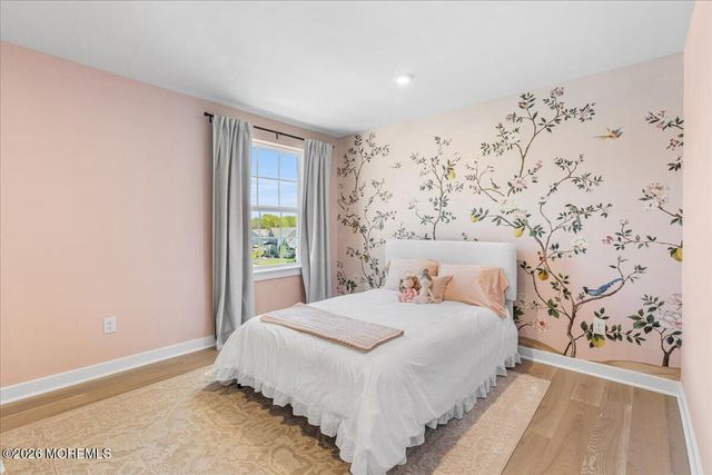 3 Annapolis Street, Farmingdale, NJ 07727