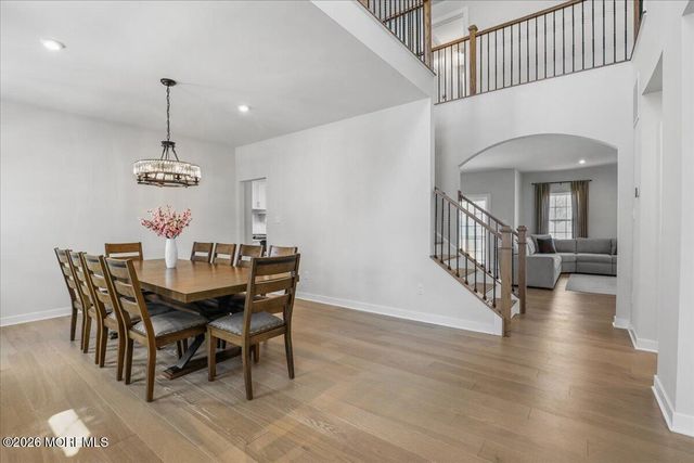 3 Annapolis Street, Farmingdale, NJ 07727
