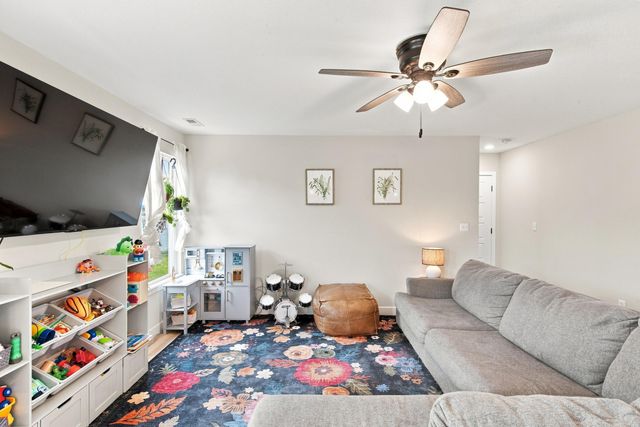 3514 NAPOLI DR, Columbia, MO 65202
