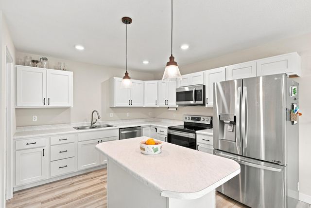 3514 NAPOLI DR, Columbia, MO 65202