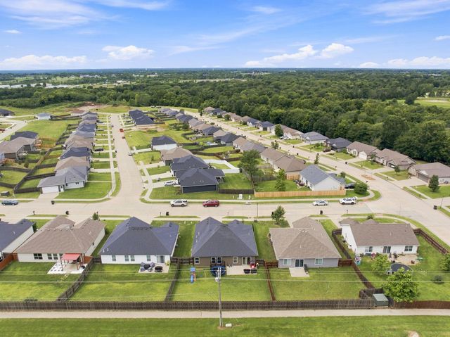 3514 NAPOLI DR, Columbia, MO 65202