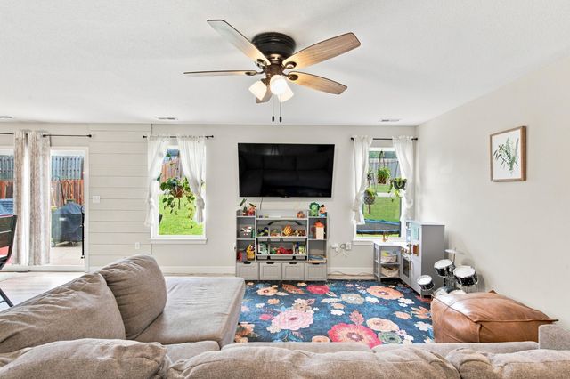 3514 NAPOLI DR, Columbia, MO 65202