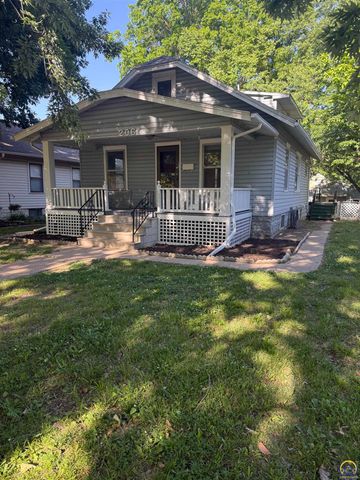 206 SW Kendall AVE, Topeka, KS 66606