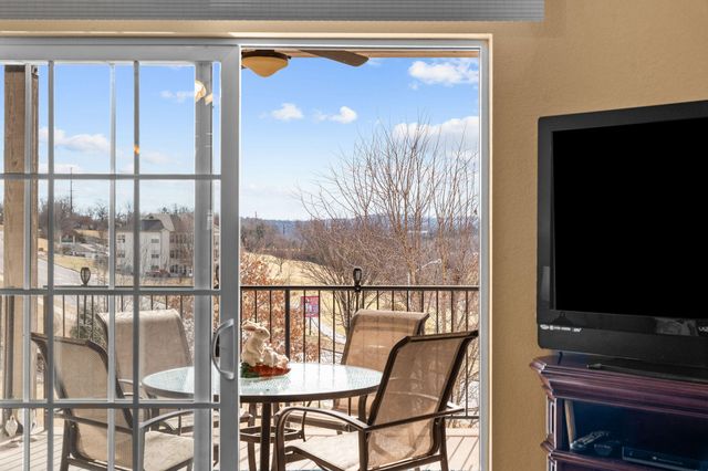 310 S Wildwood Drive 10-5, Branson, MO 65616