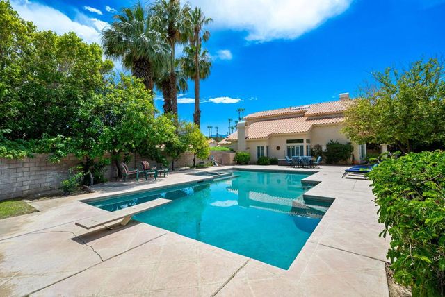 230 Augusta, Palm Desert, CA 92211