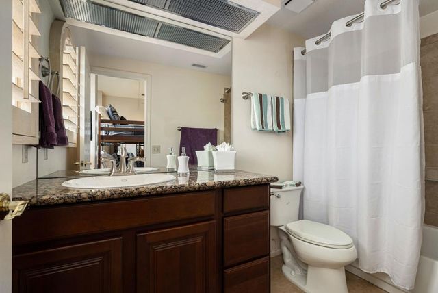 230 Augusta, Palm Desert, CA 92211