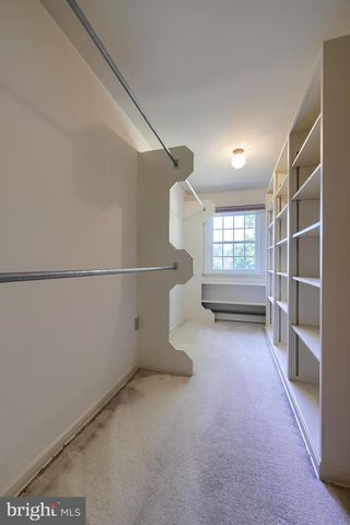 1821 SANTA BARBARA DR, Lancaster, PA 17601