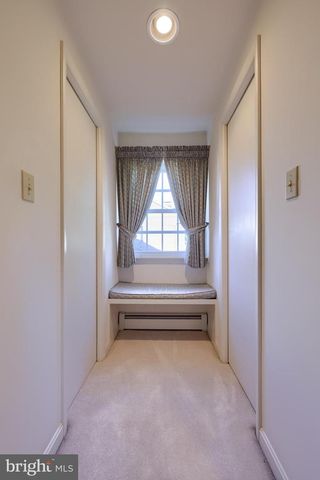 1821 SANTA BARBARA DR, Lancaster, PA 17601