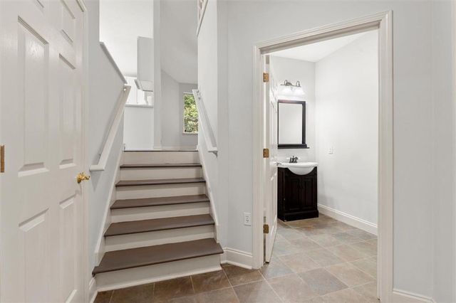 189 Castlebar Court SE, Mableton, GA 30126
