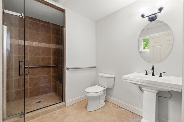 189 Castlebar Court SE, Mableton, GA 30126
