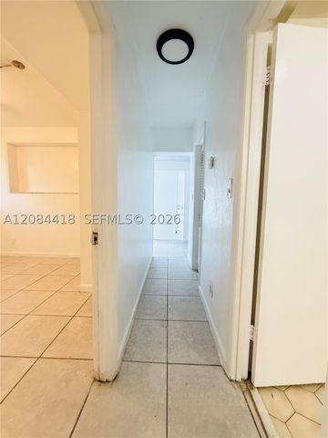 5737 Grant St 2, Hollywood, FL 33021