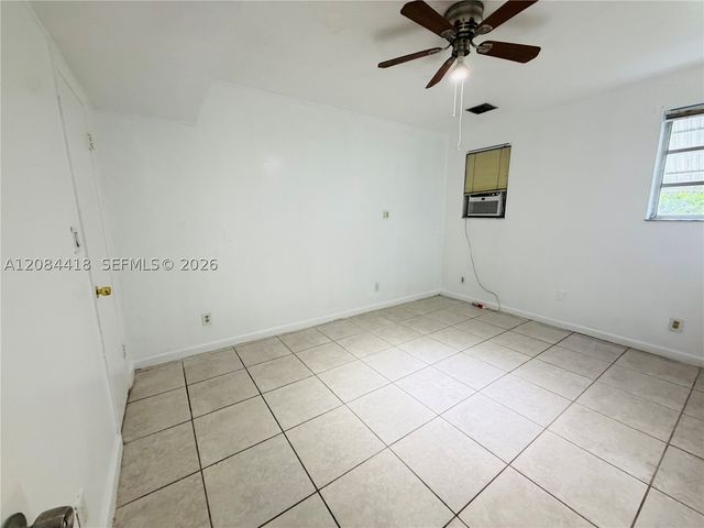 5737 Grant St 2, Hollywood, FL 33021