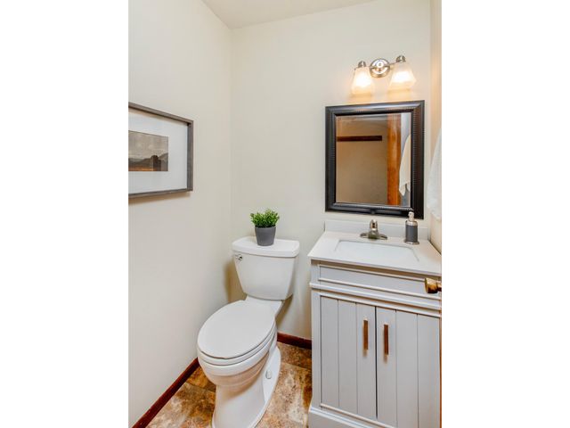 598 Clifford Street, Saint Paul, MN 55104