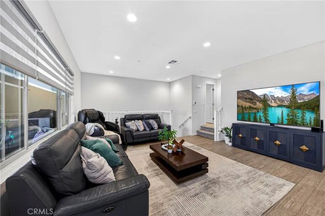 404 Echo Blue, Lake Forest, CA 92610