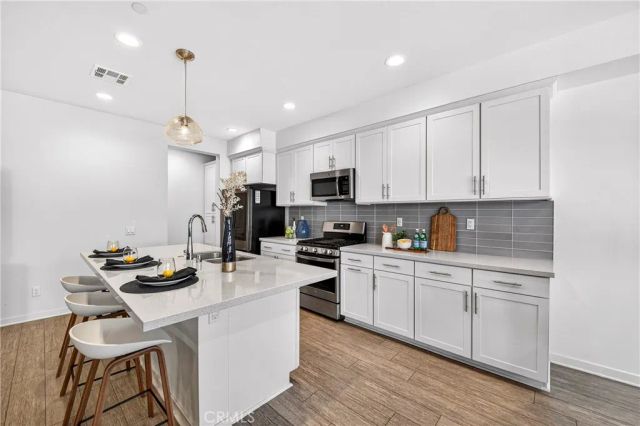 404 Echo Blue, Lake Forest, CA 92610