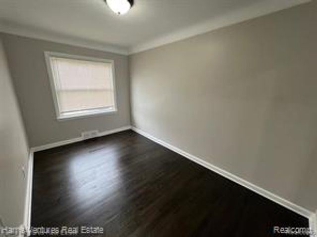 21534 Moross Road, Grosse Pointe, MI 48236