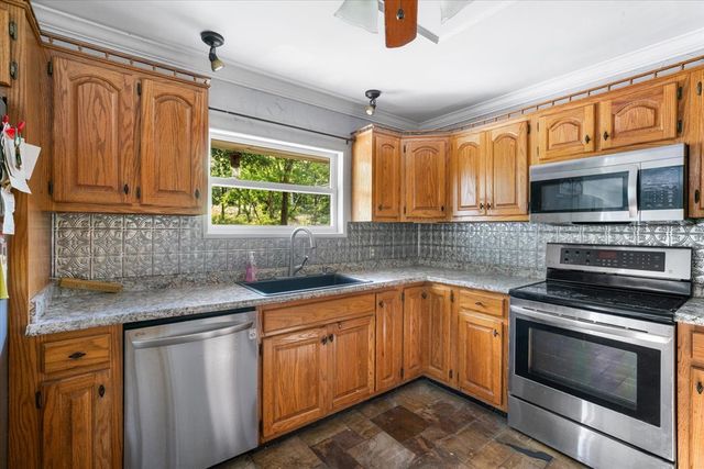 3079 Cleveland Hwy, Dalton, GA 30721