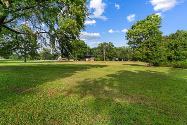 3079 Cleveland Hwy, Dalton, GA 30721