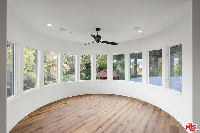 3373 Coldwater Canyon Avenue, Los Angeles, CA 91604