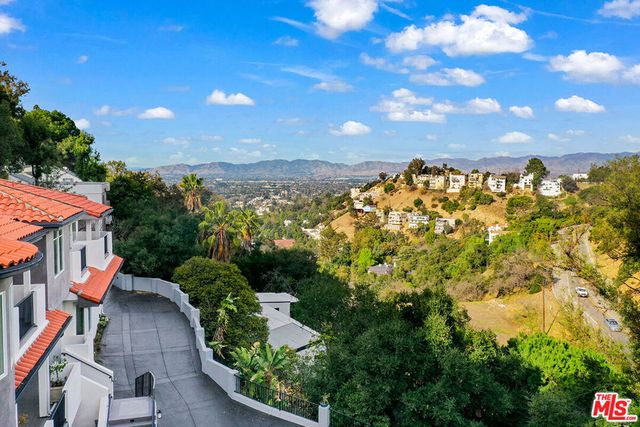 3373 Coldwater Canyon Avenue, Los Angeles, CA 91604