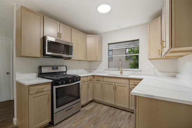 1459 Summertime Lane, Dallas, TX 75241