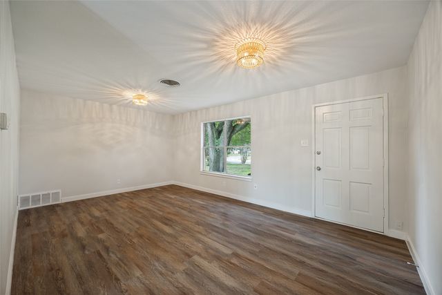 1459 Summertime Lane, Dallas, TX 75241