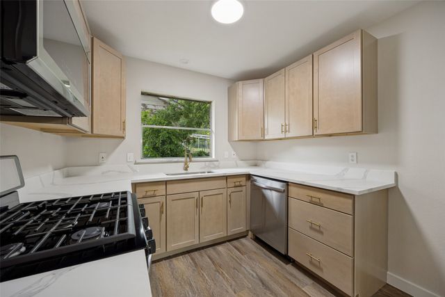 1459 Summertime Lane, Dallas, TX 75241