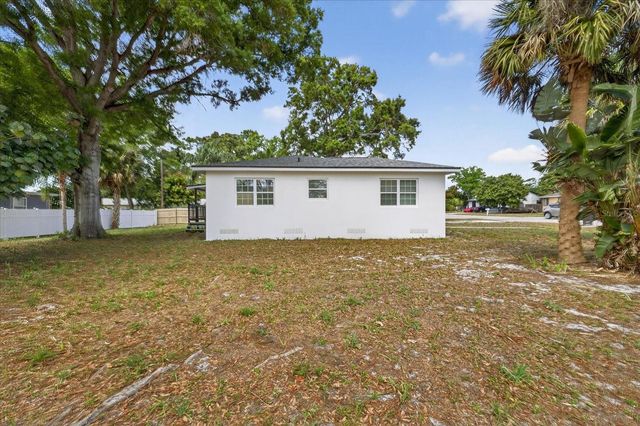 712 S CREST AVENUE, Clearwater, FL 33756