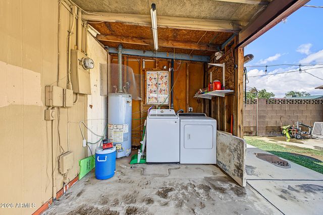 132 W ELY Lane, Avondale, AZ 85323