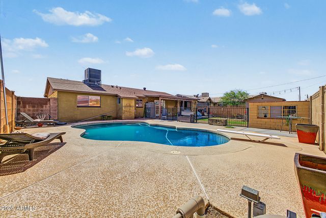 132 W ELY Lane, Avondale, AZ 85323