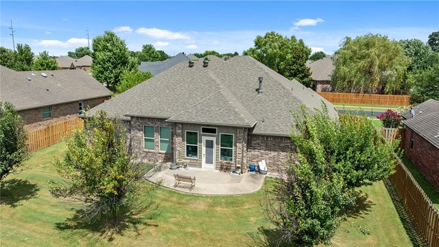 2508 Calm Ridge Road, Bentonville, AR 72713
