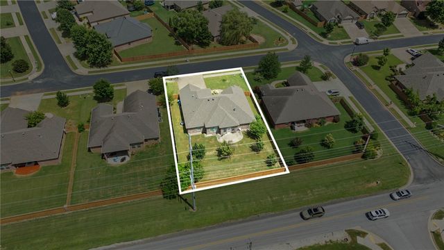 2508 Calm Ridge Road, Bentonville, AR 72713