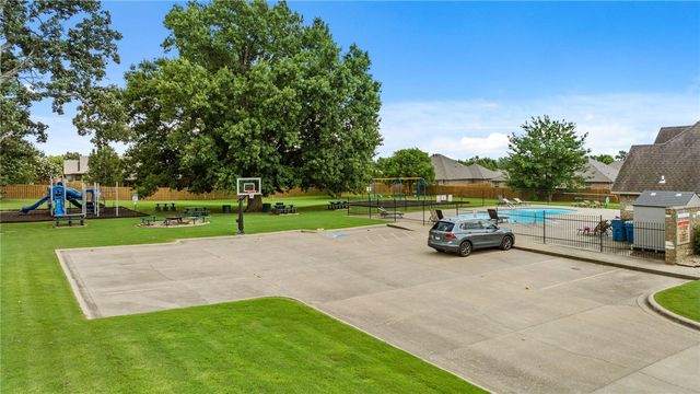 2508 Calm Ridge Road, Bentonville, AR 72713