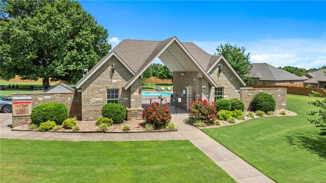 2508 Calm Ridge Road, Bentonville, AR 72713