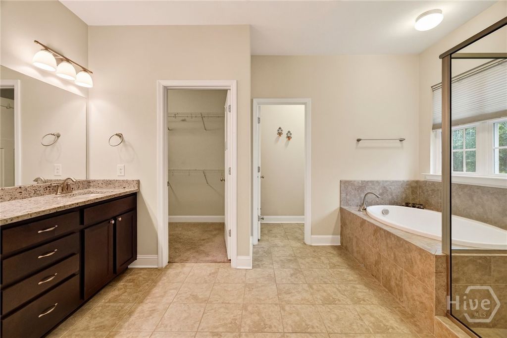 Image 15 of property listing at 138 Trail Creek Lane, Savannah, GA 31405