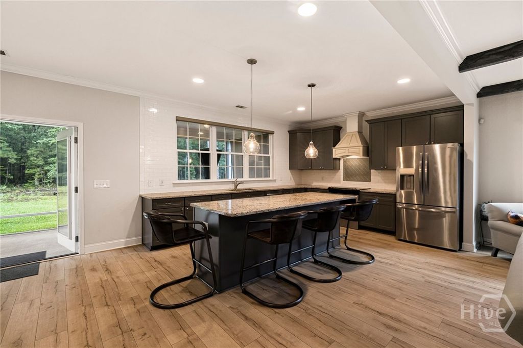 Image 8 of property listing at 138 Trail Creek Lane, Savannah, GA 31405