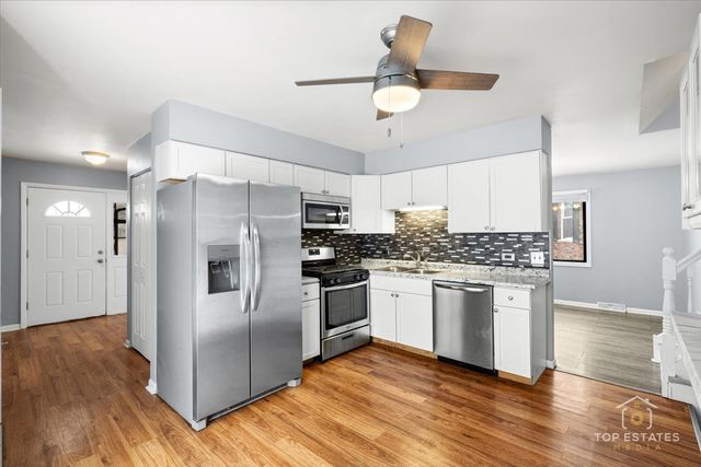 722 Kostner Avenue, Matteson, IL 60443