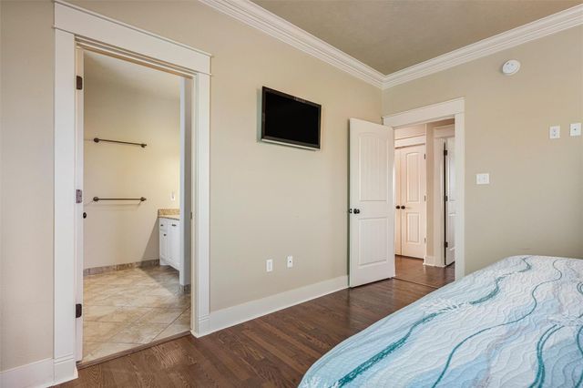 972 S Redfish, Crystal Beach, TX 77650