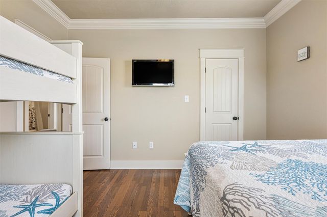 972 S Redfish, Crystal Beach, TX 77650