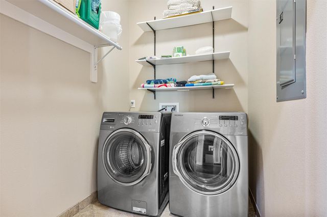 972 S Redfish, Crystal Beach, TX 77650