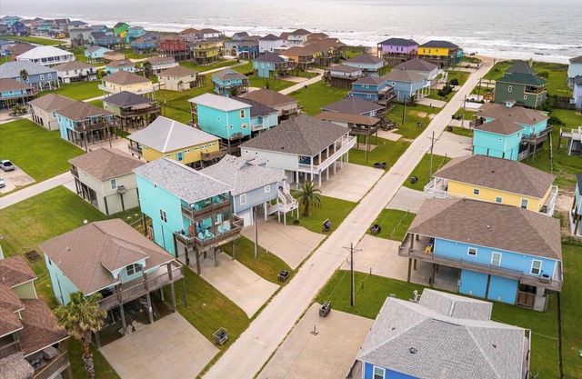 972 S Redfish, Crystal Beach, TX 77650