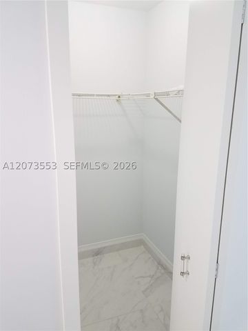 6937 Bay Dr 410, Miami Beach, FL 33141