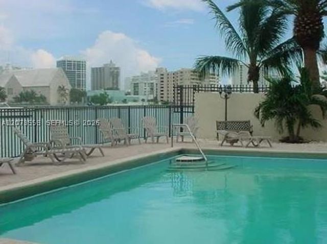 6937 Bay Dr 410, Miami Beach, FL 33141