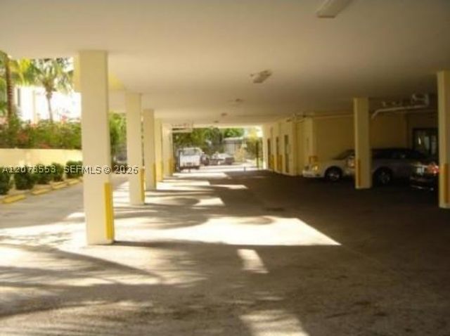 6937 Bay Dr 410, Miami Beach, FL 33141