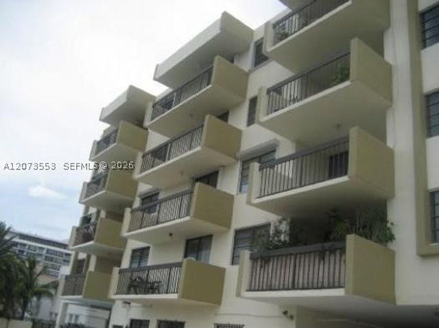 6937 Bay Dr 410, Miami Beach, FL 33141