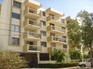6937 Bay Dr 410, Miami Beach, FL 33141