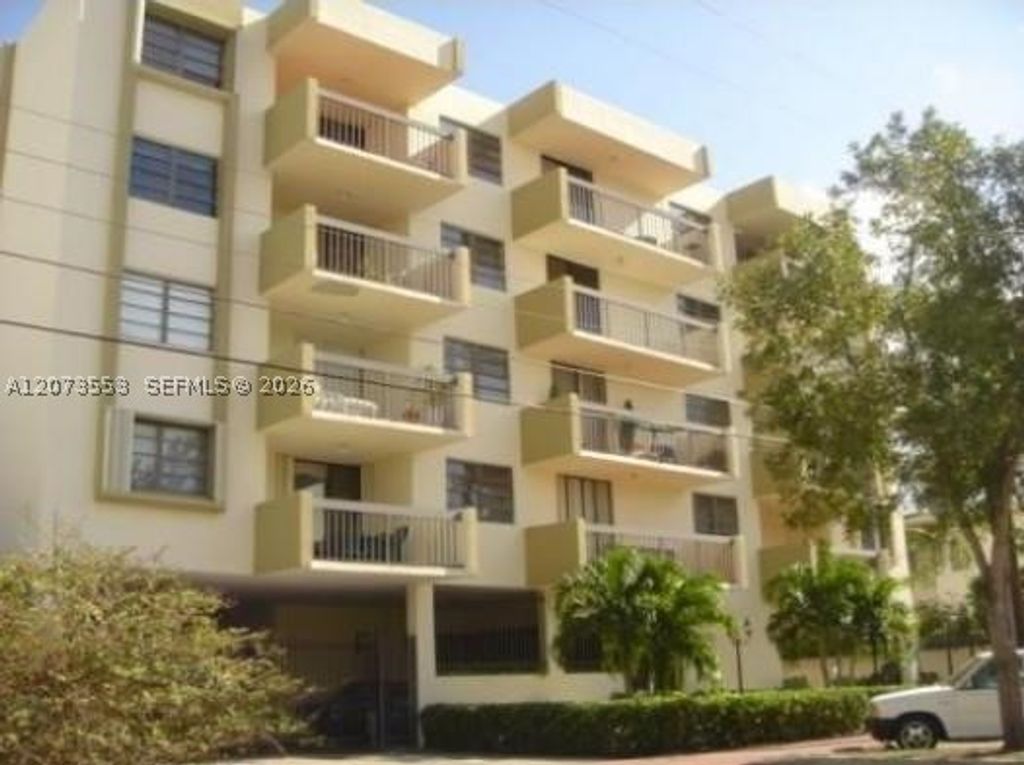 6937 Bay Dr 410, Miami Beach, FL 33141