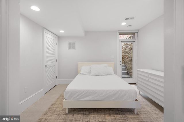 3322 PROSPECT ST NW, Washington, DC 20007